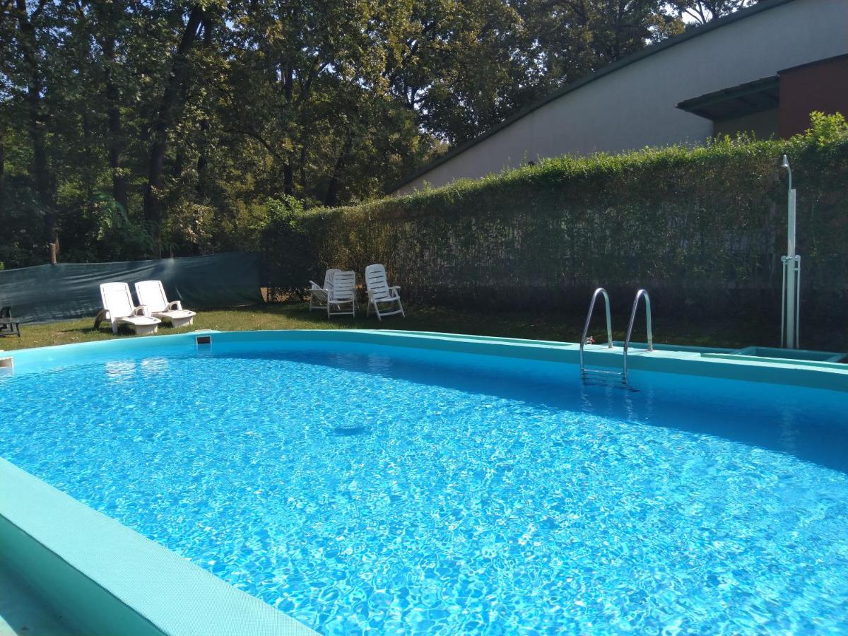 Dorcas Center&Camping Hotel Debrecen Esterno foto